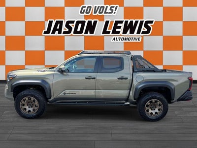 2025 Toyota Tacoma Hybrid Trailhunter