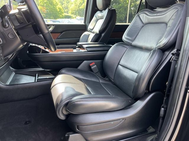 2019 Lincoln Navigator L Select
