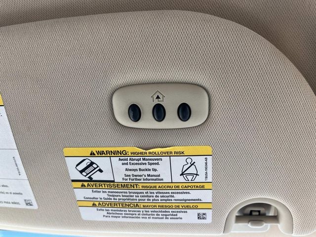 2015 Lincoln Navigator L Base