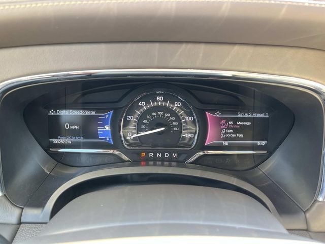 2015 Lincoln Navigator L Base