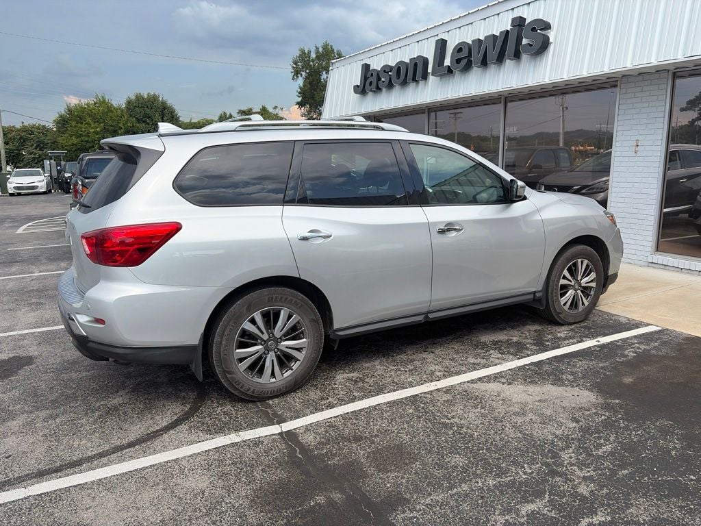 2020 Nissan Pathfinder S