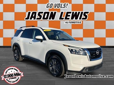 2025 Nissan Pathfinder SV