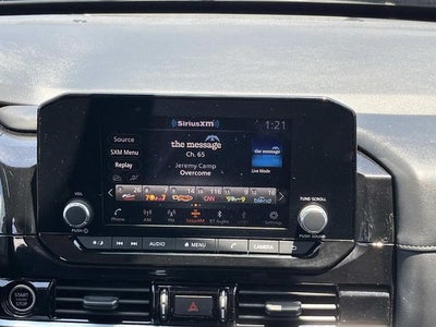 2024 Nissan Pathfinder SV