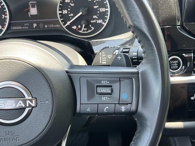 2024 Nissan Pathfinder SV