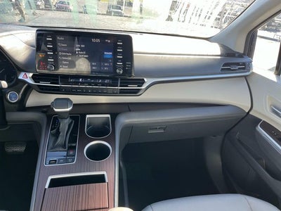2024 Toyota Sienna XLE 7 Passenger