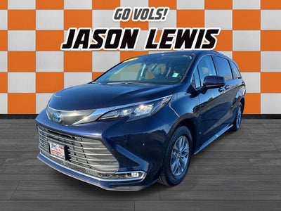 2024 Toyota Sienna XLE 7 Passenger