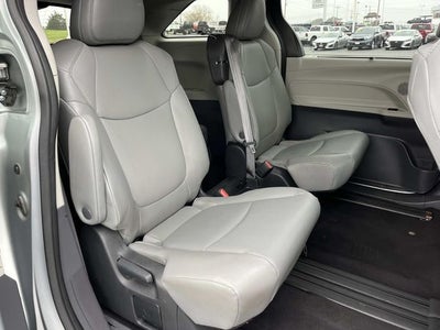 2023 Toyota Sienna XLE 8 Passenger