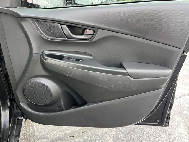2022 Hyundai Kona SE