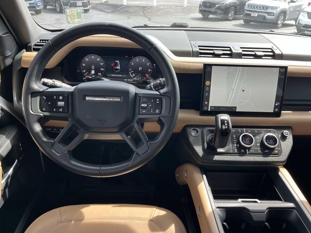 2025 Land Rover Defender 130 X-Dynamic SE
