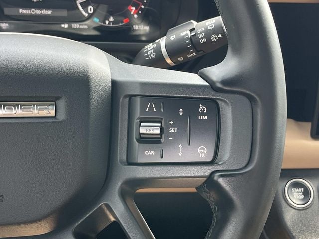 2025 Land Rover Defender 130 X-Dynamic SE