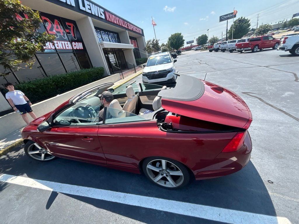 2011 Volvo C70 T5