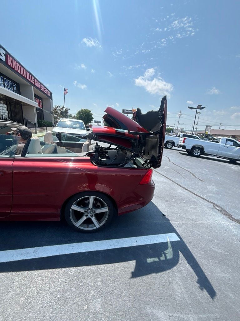 2011 Volvo C70 T5
