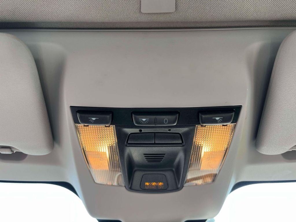 2011 Volvo C70 T5