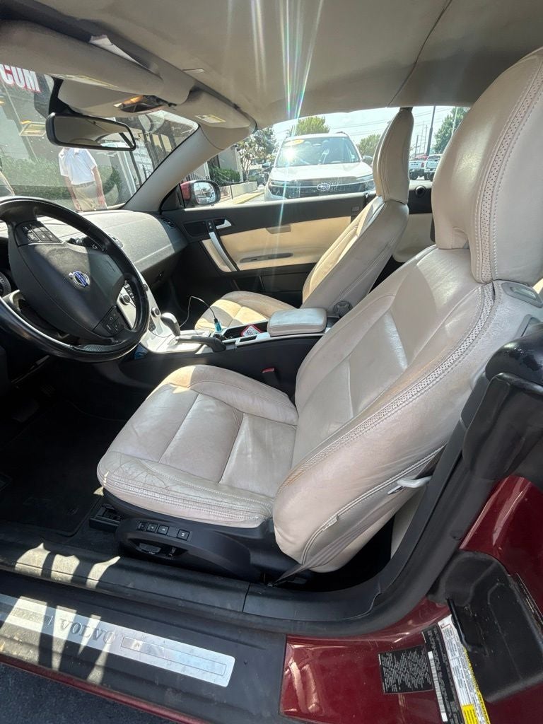 2011 Volvo C70 T5