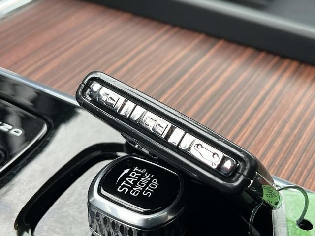 2025 Volvo V60 Cross Country B5 Plus