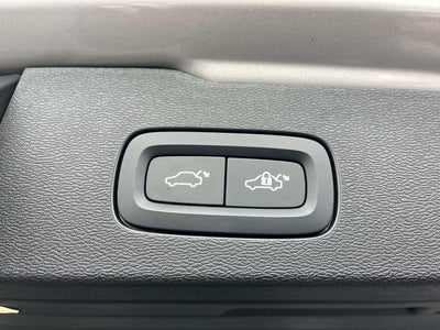 2025 Volvo V60 Cross Country B5 Plus